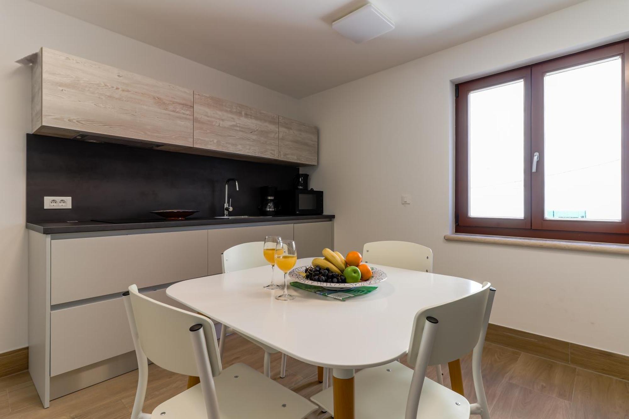 Casanova Apartments - Viewpoint Vrsar Exterior photo